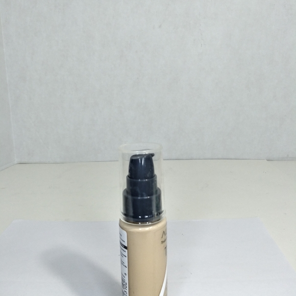 Almay Foundation - Picture 2 of 7